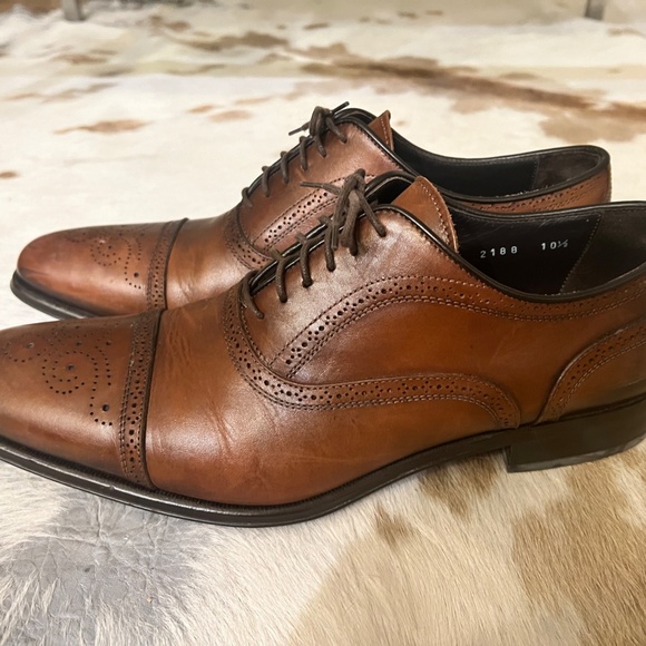 To Boot New York Connors Dark Brown Medallion Cap Toe Dress Shoes 10 1/2 - Picture 7 of 13